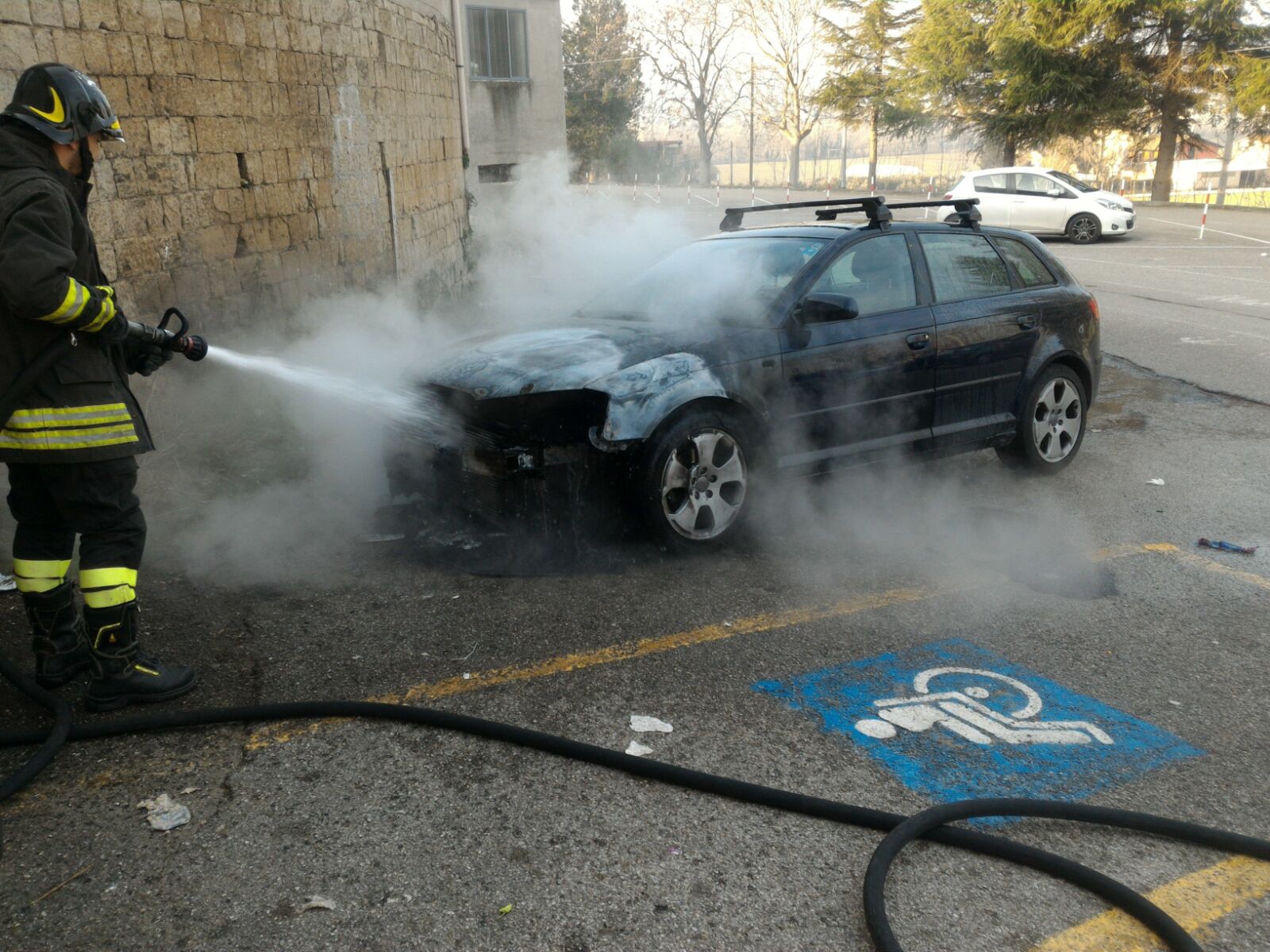 auto fiamme