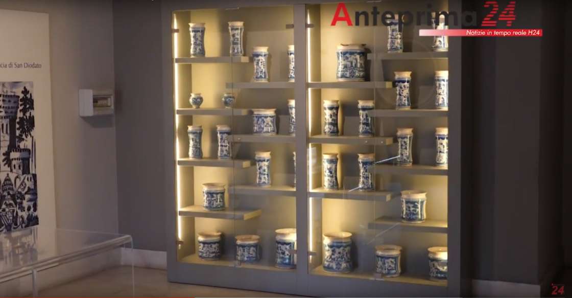 foto albarelli farmacia