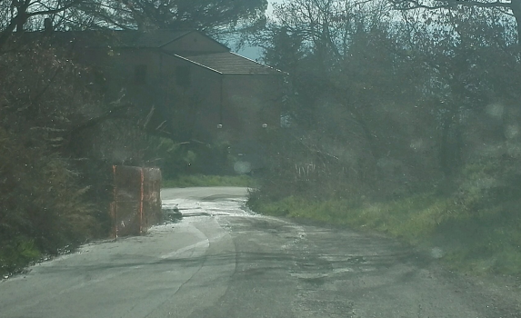 strada dissestata sull'Appia 4