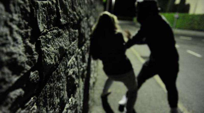 aggressione-ragazza
