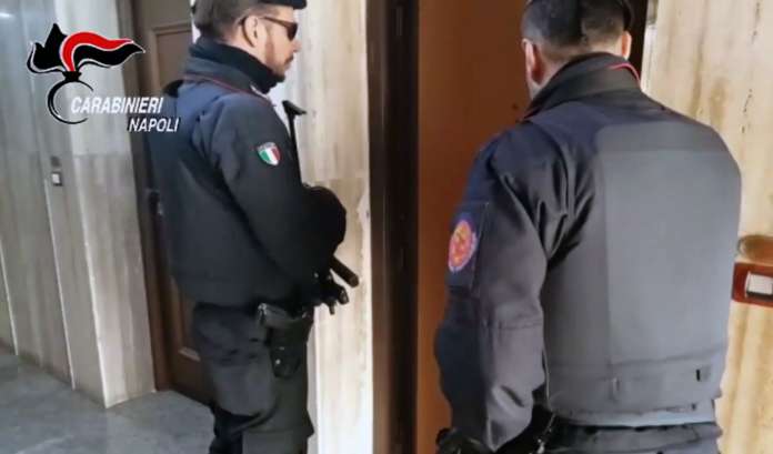 carabinieri napoli