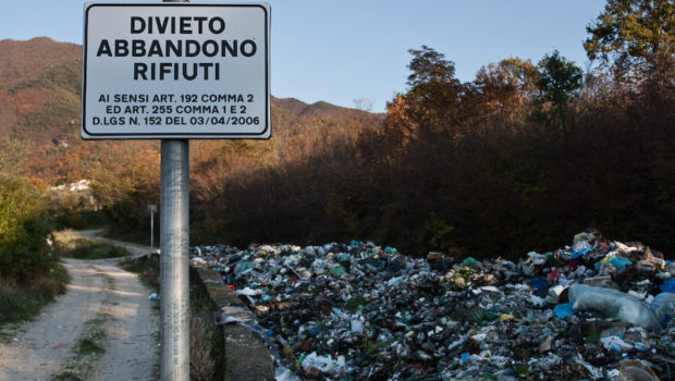 rifiuti_abbandonati