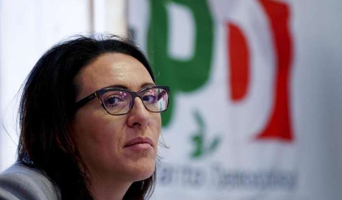 Primarie Napoli: Valente, Bassolino? candidato deciso domani