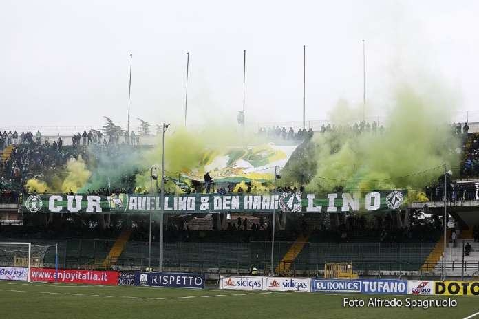 Curva Avellino