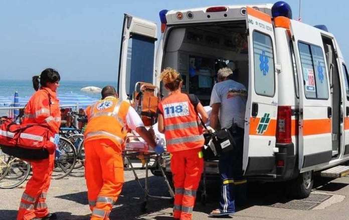 ambulanza spiaggia