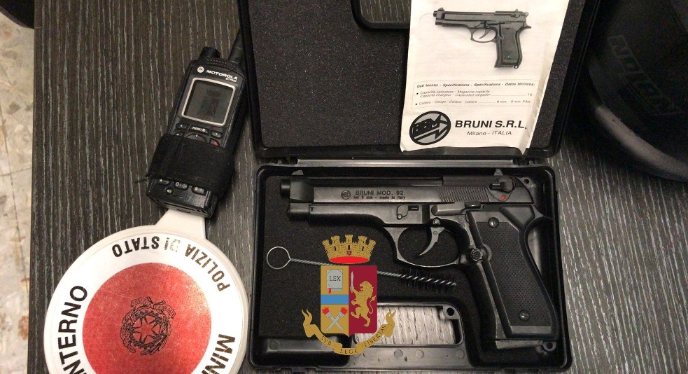 pistola_1_con_logo_2