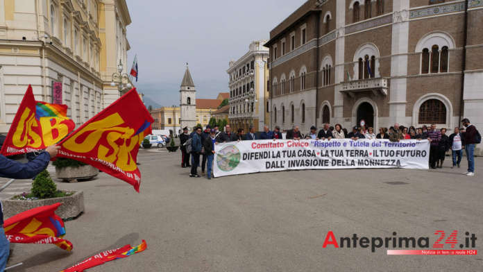 protesta sassinoro rocca dei rettori (2)