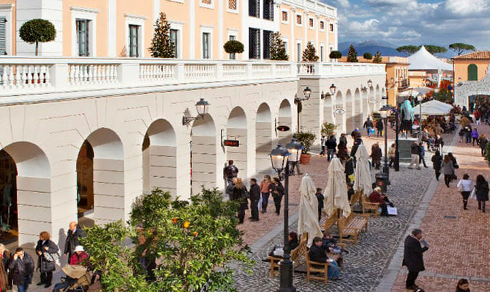 reggia centro commerciale