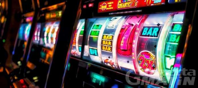 sala-slot-quart-750x334