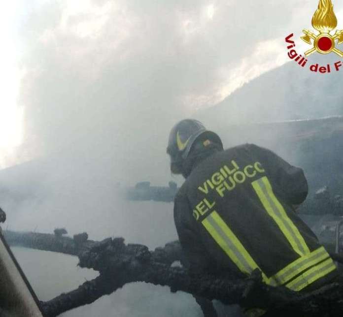 incendio mercato san severino