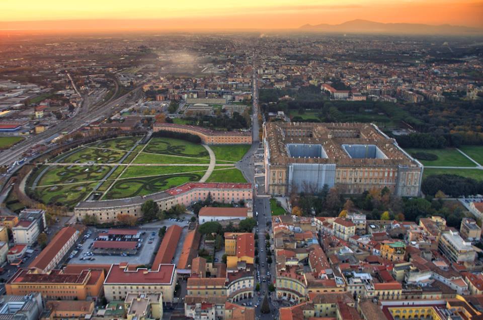 caserta dall'alto 1