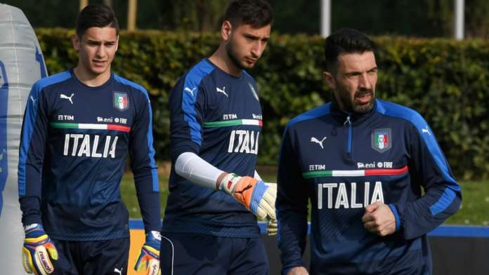 donnarumma-meret-buffon-italy_m56e9n0o4wmn1jlvjzkdtstfh