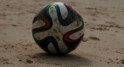 pallone-rotto-sporco-