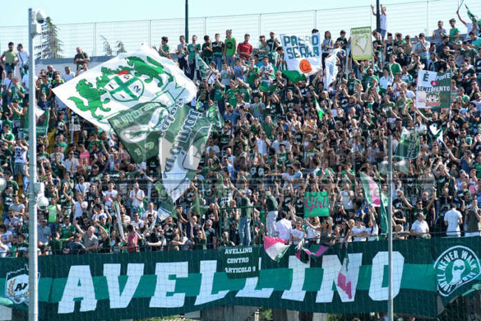 curva-avellino