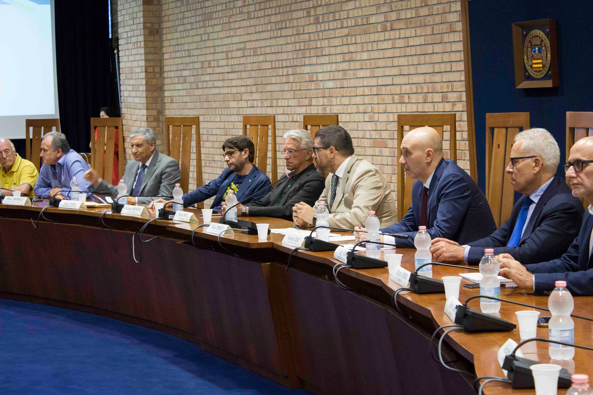 tavolo unisalerno