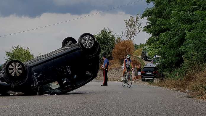 incidente via vanvitelli