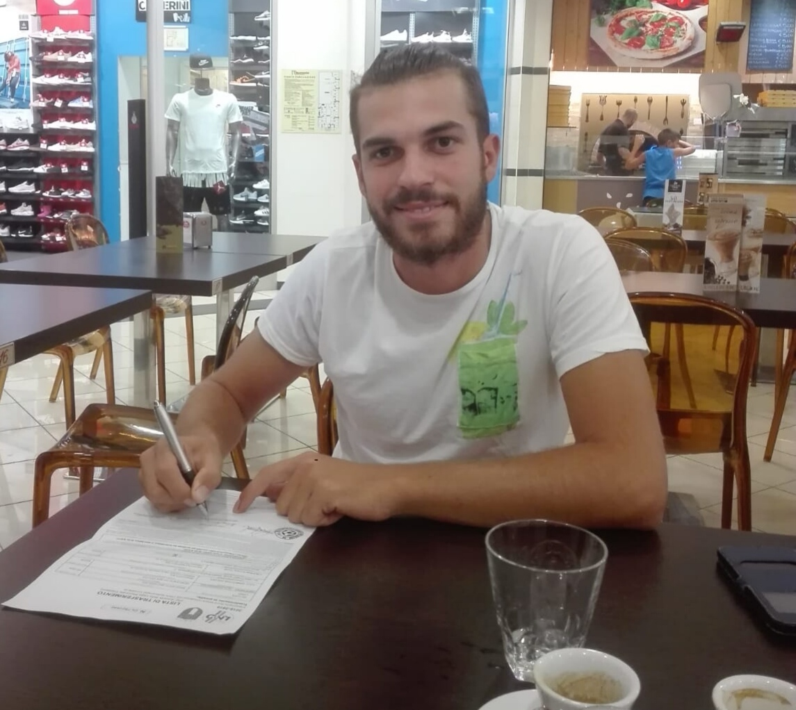 loris de luca firma campana futsal