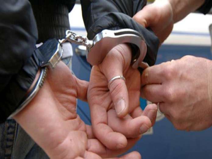 manette arresti polizia