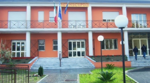 GRAZZANISE Il municipio