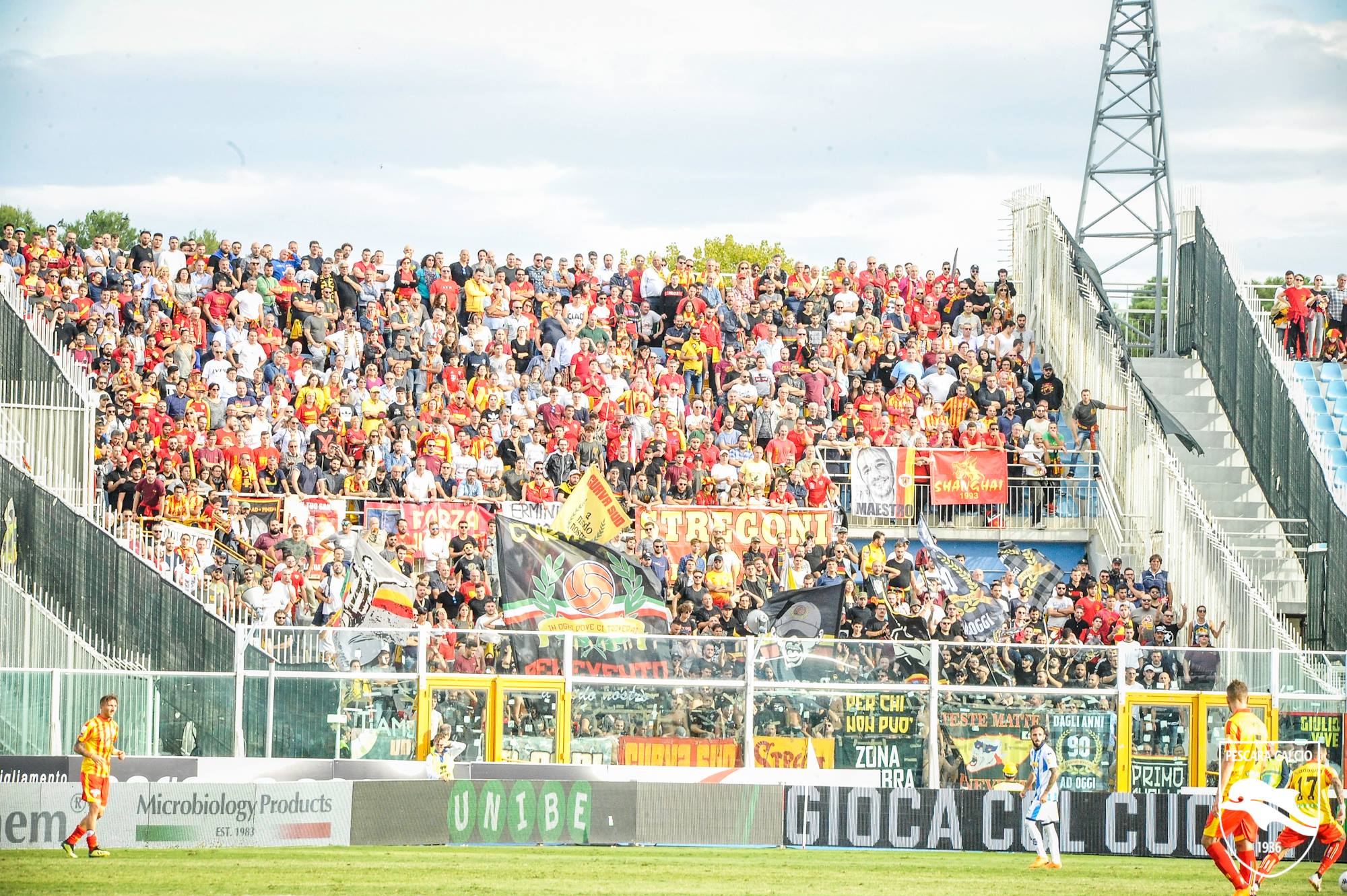 tifosi benevento a pescara