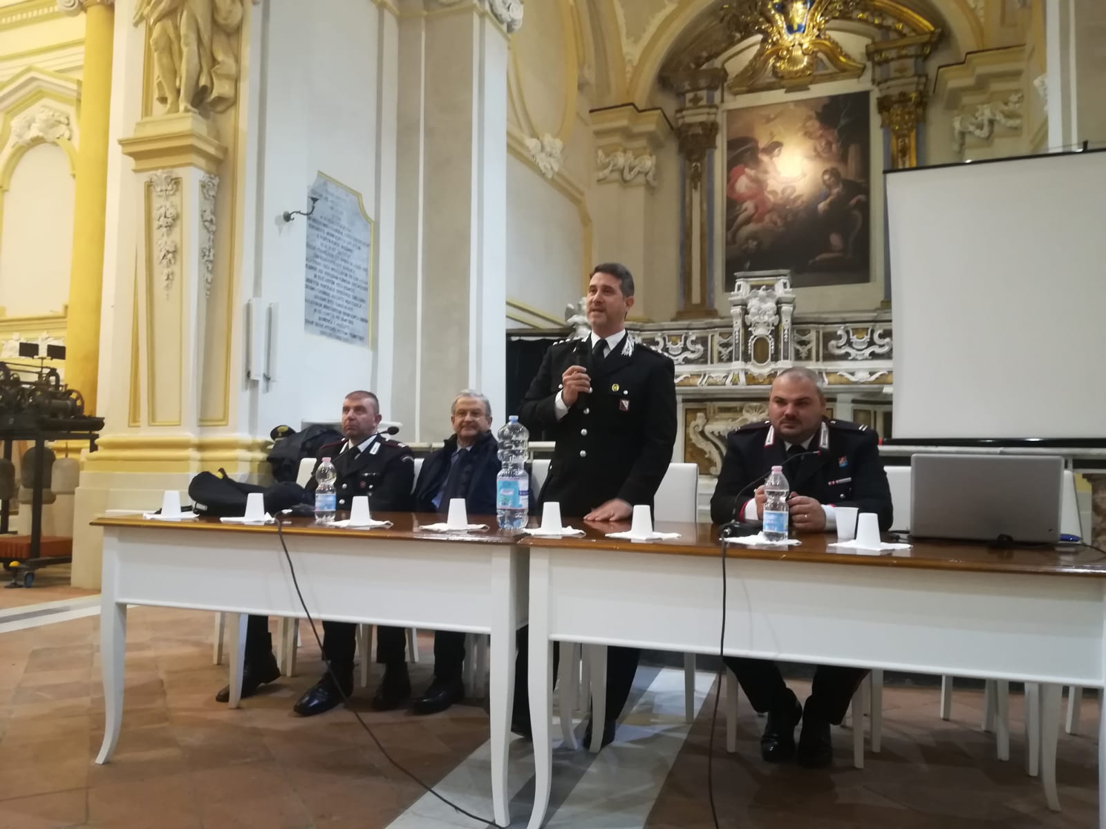 carabineri a guardia