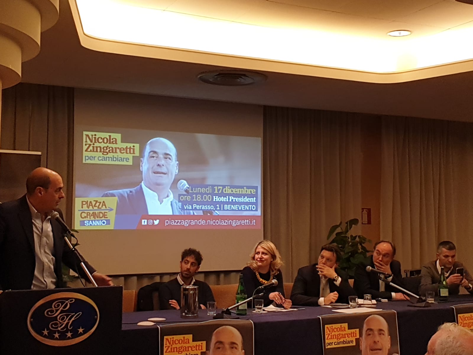 zingaretti palco 2
