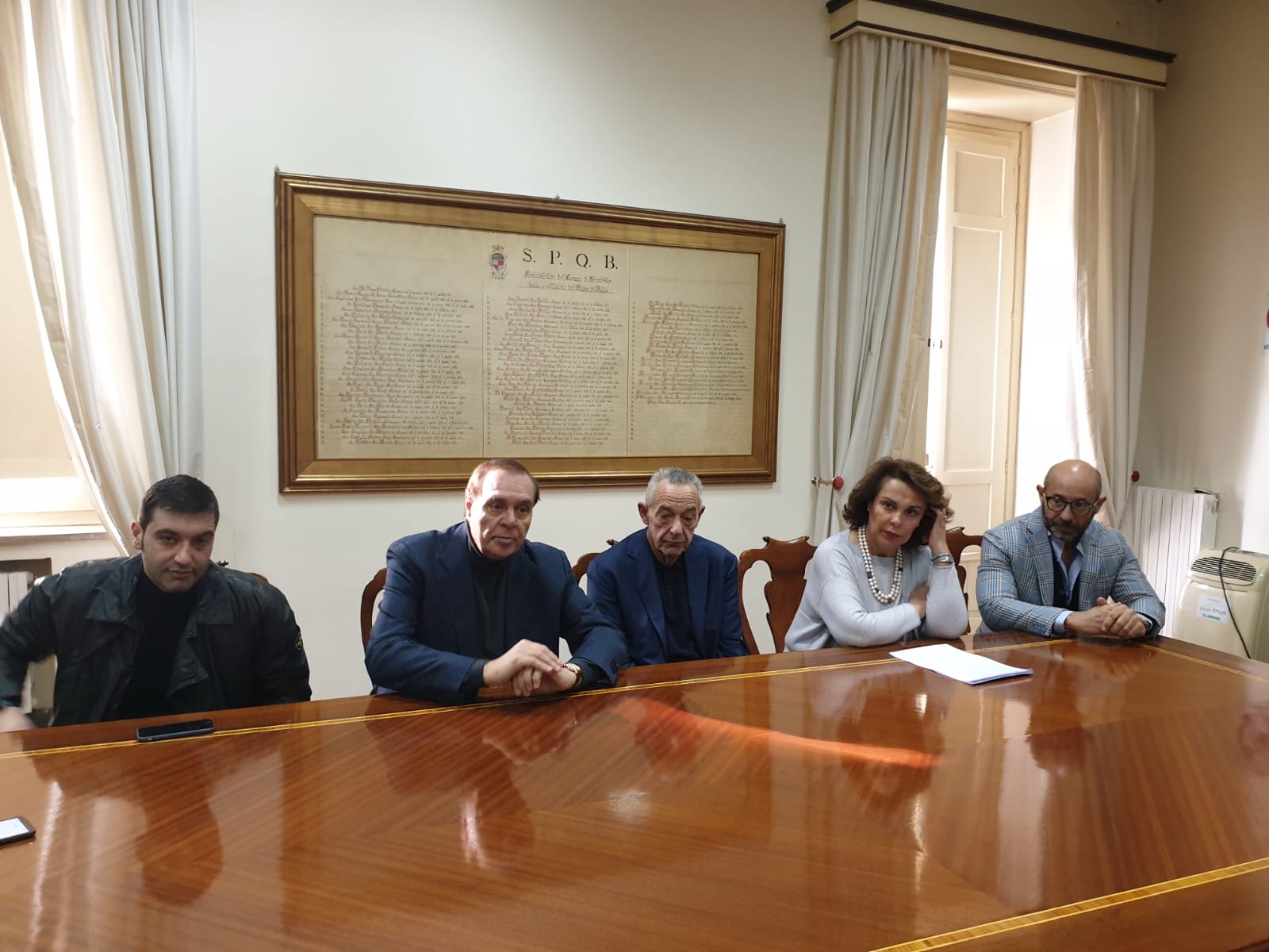 tavolo parlamentari palazzo mosti