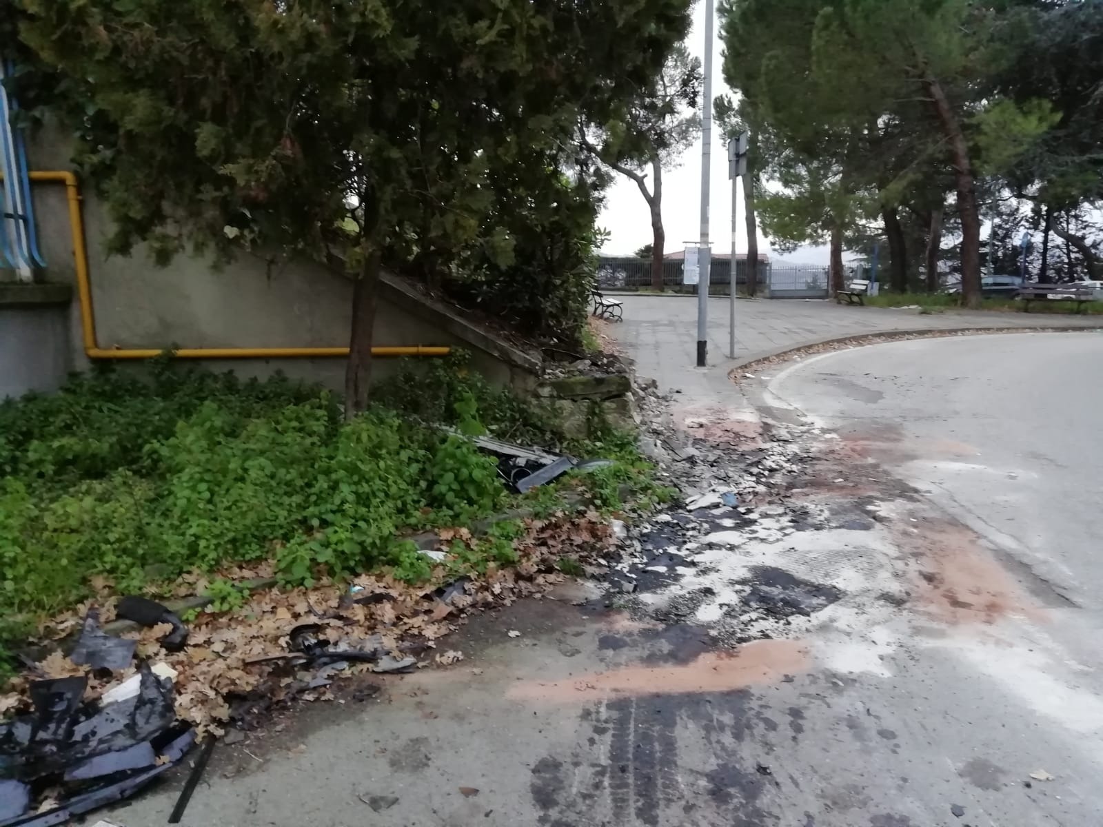 muretto viale atlantici2