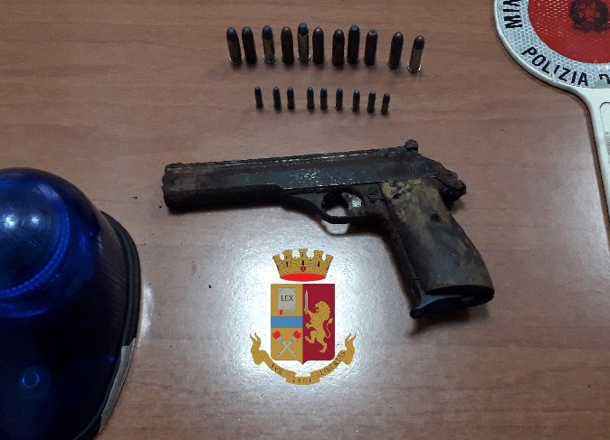 pistola_logo