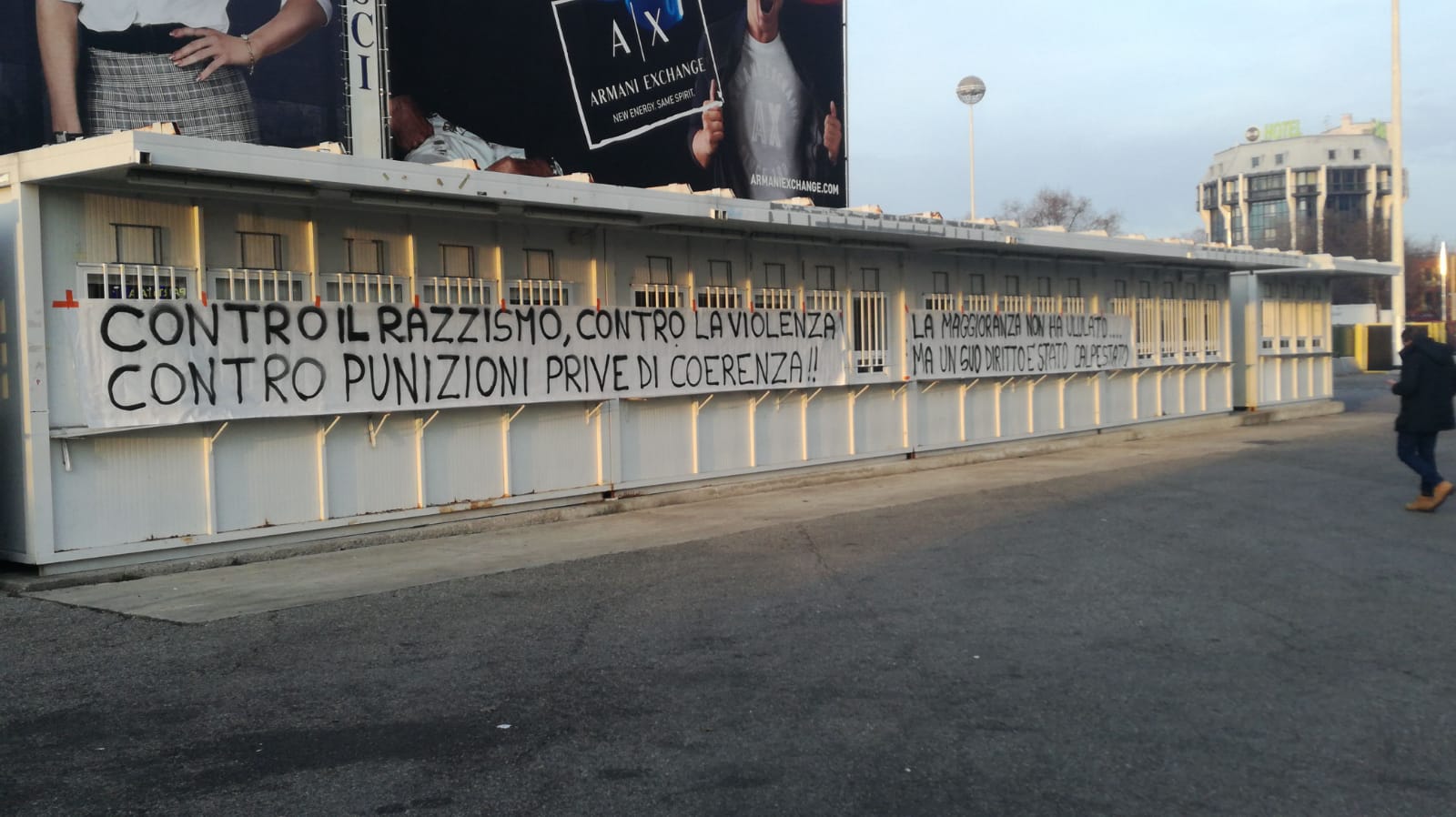 striscione tifosi