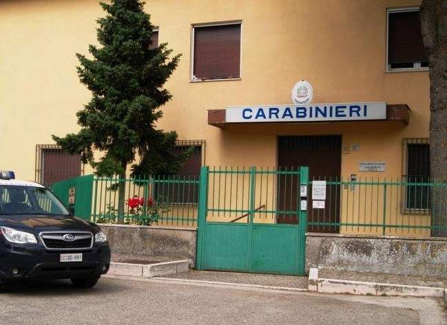 carabinieri_Greci