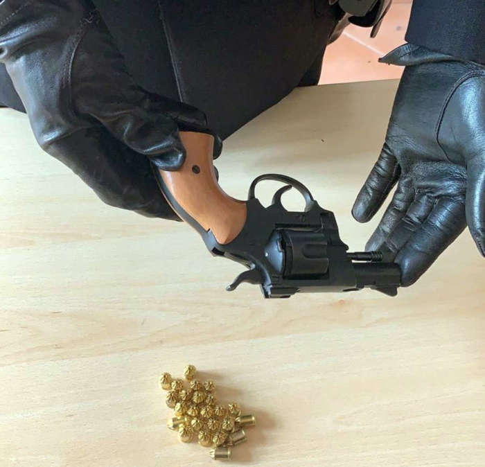 12.03.2019 rapine generi alimentari e articoli per la casa
