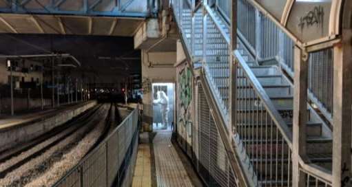 stazione-circumvesuviana-donna-viene-stuprata_2220417