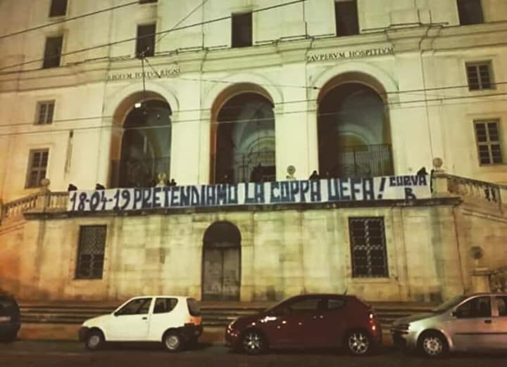striscione curva b