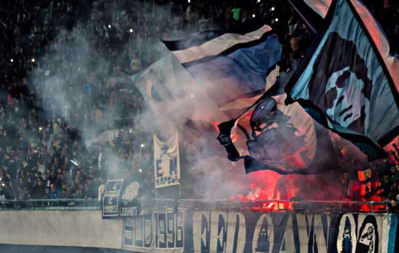 Napoli tifosi curva