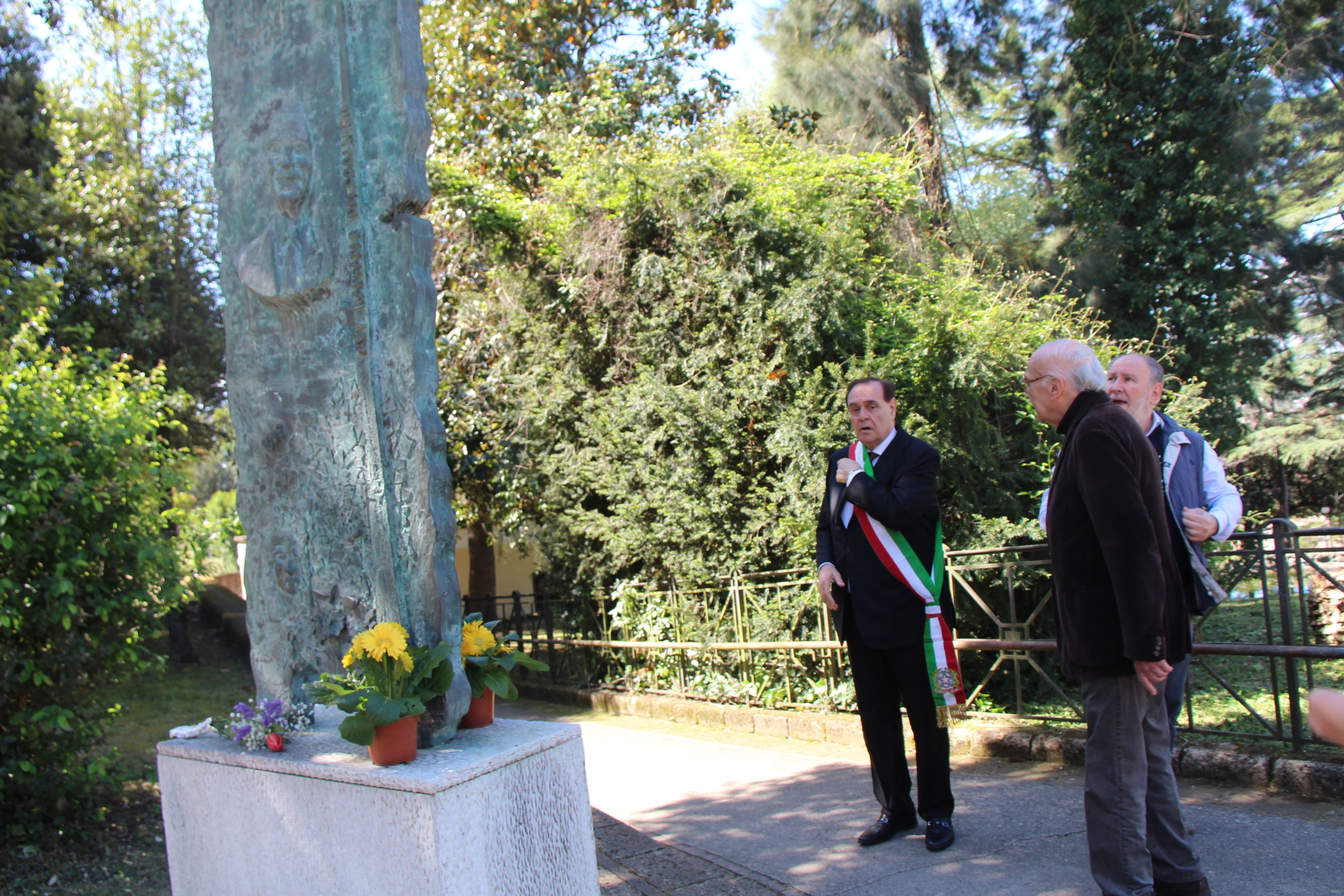delcogliano omaggio floreale (4)