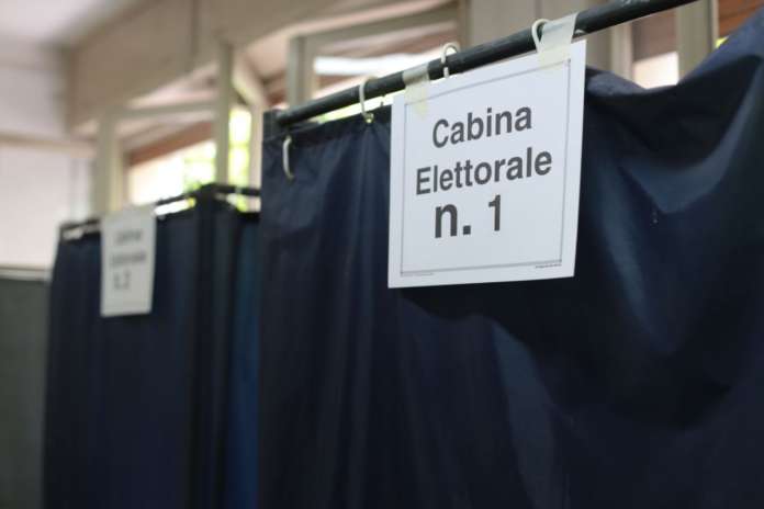 Cabina Elettorale