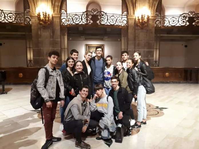 Foto Roberto Bolle con Studenti Polo