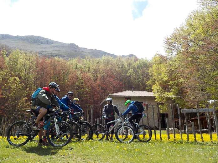 Monte Cervati rifugio ciclisti