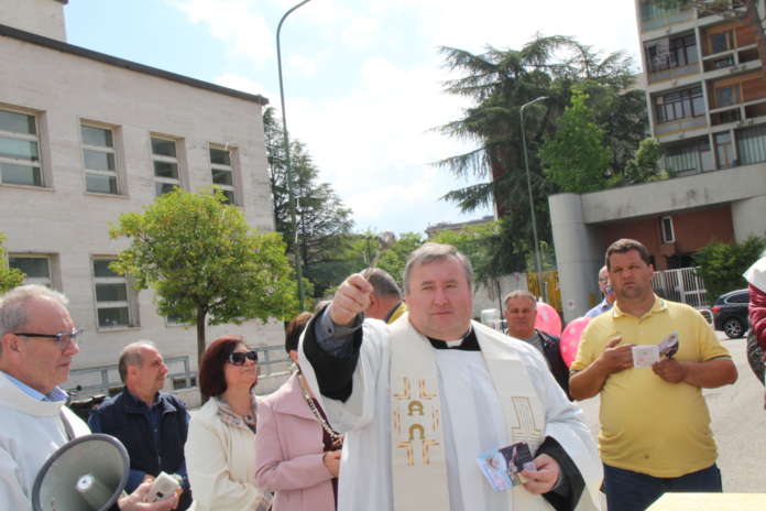 benedizione auto santa rita (3)