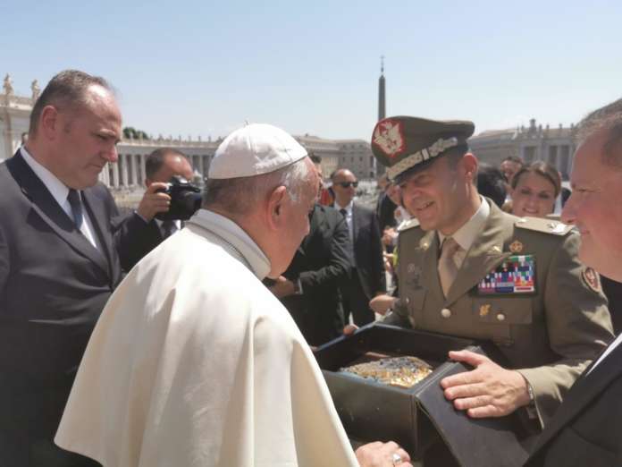 1. Il Santo Padre incontra il Gen. Abagnara