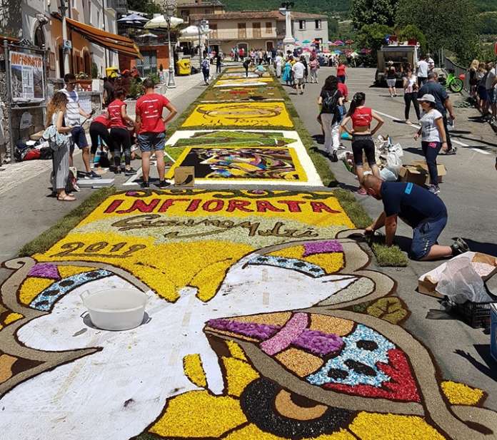 infiorata cusano