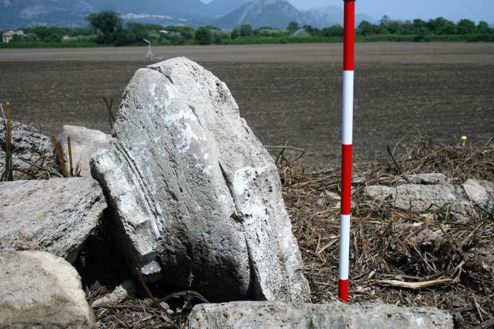 Paestum capitello