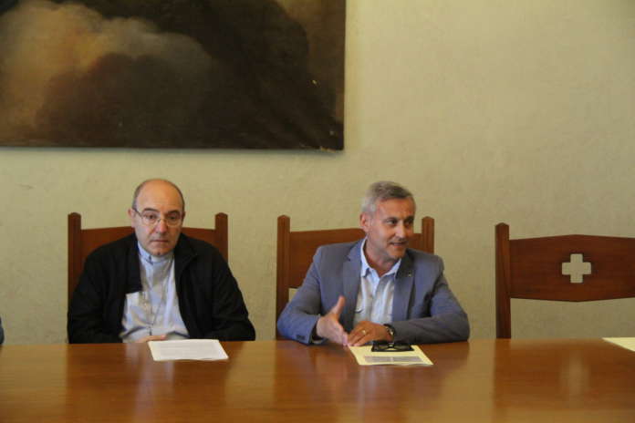 acccrocca manifestp per crescere insieme (6)