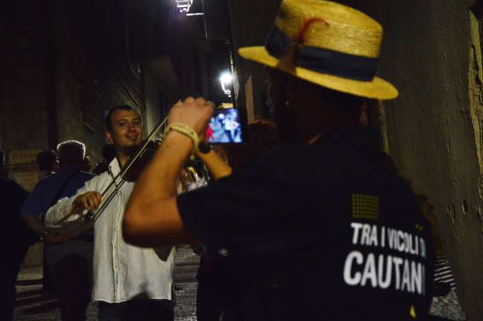 Tra i vicoli Cautano