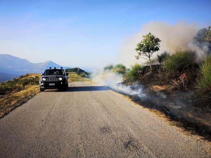 Carabinieri incendi boschi