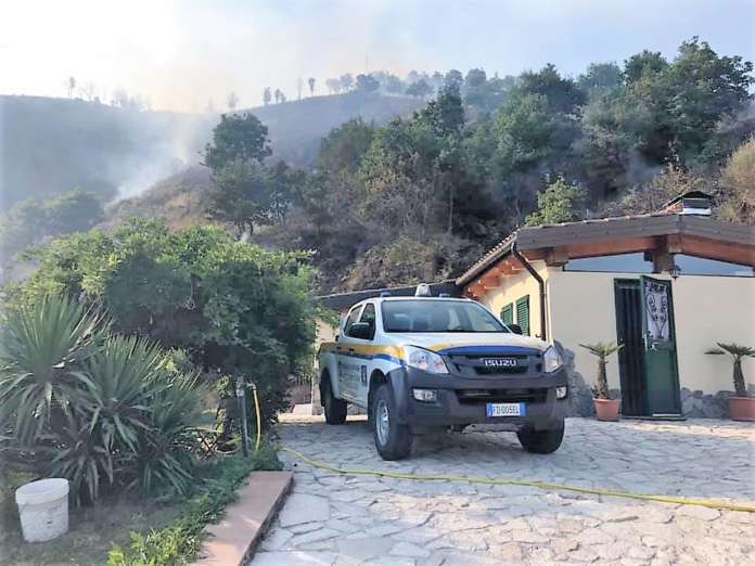 Pellezzano incendio