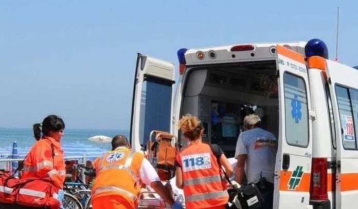 ambulanza spiaggia