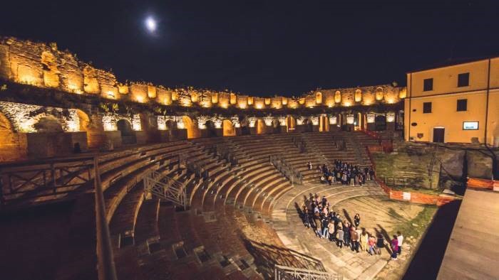 teatro romano apertura serale