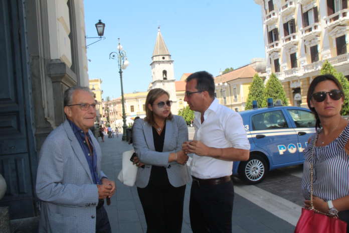 trotta bus vertenza prefettura (2)